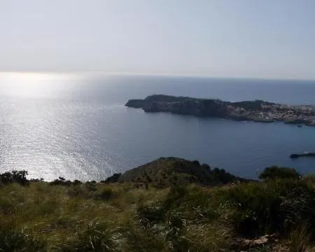 Bell Port מלון קאלה ראטג'אדה